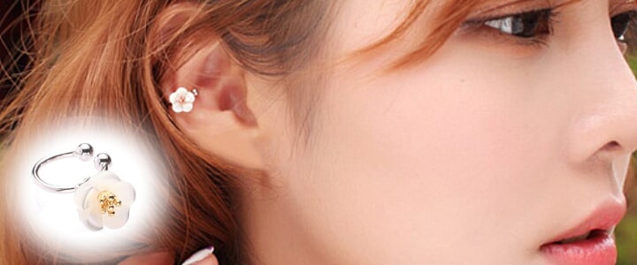 花柄イヤーカフ